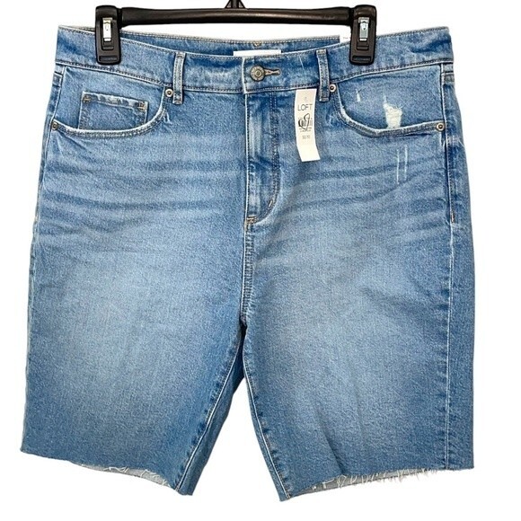 NWT Loft The Skinny Bermuda Denim Jean Shorts Raw Hem Size 30 - Picture 1 of 6